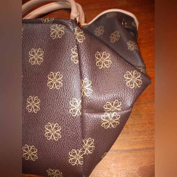 Avon Signature Collection Brown & White Satchel Purse, 2 Handles, Flower… - Picture 8 of 12